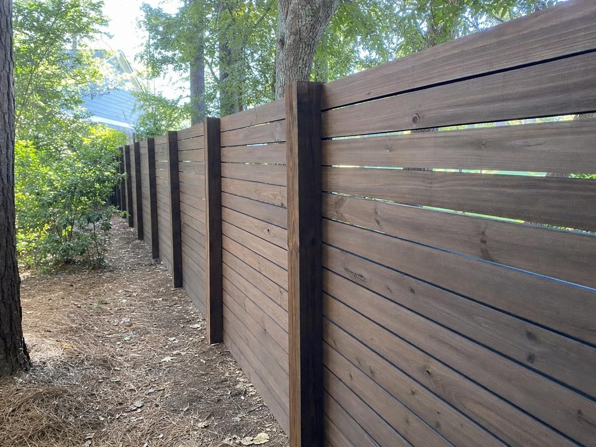 Horizontal Fence (Modern Slat)
